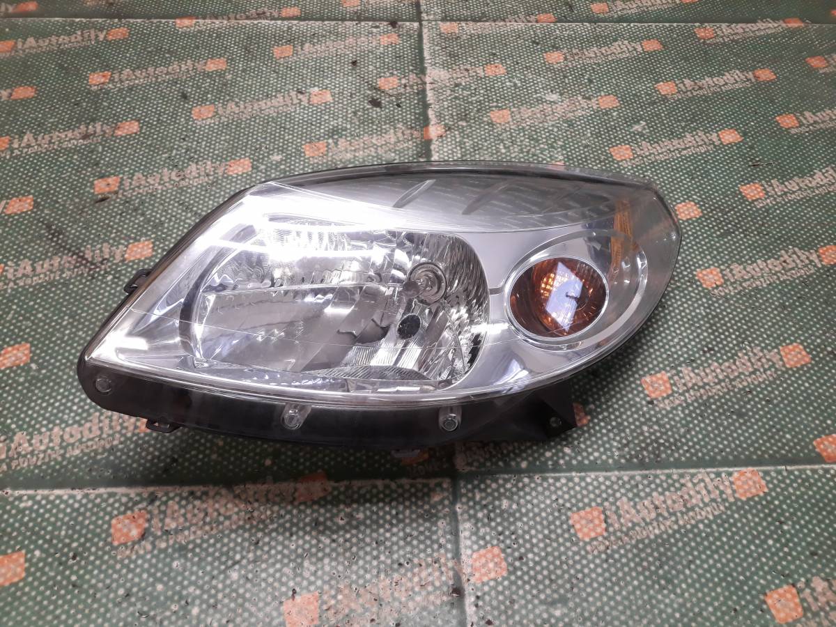 Světlo LP Halogen  Dacia Sandero 2008-2012