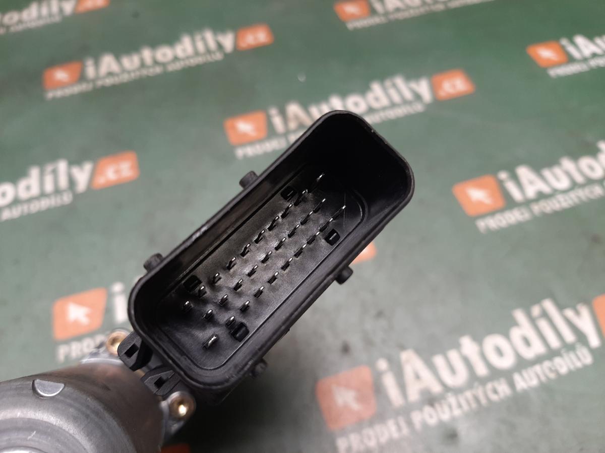 Motorek stahovačky PP Volkswagen PASSAT iAutodily 3