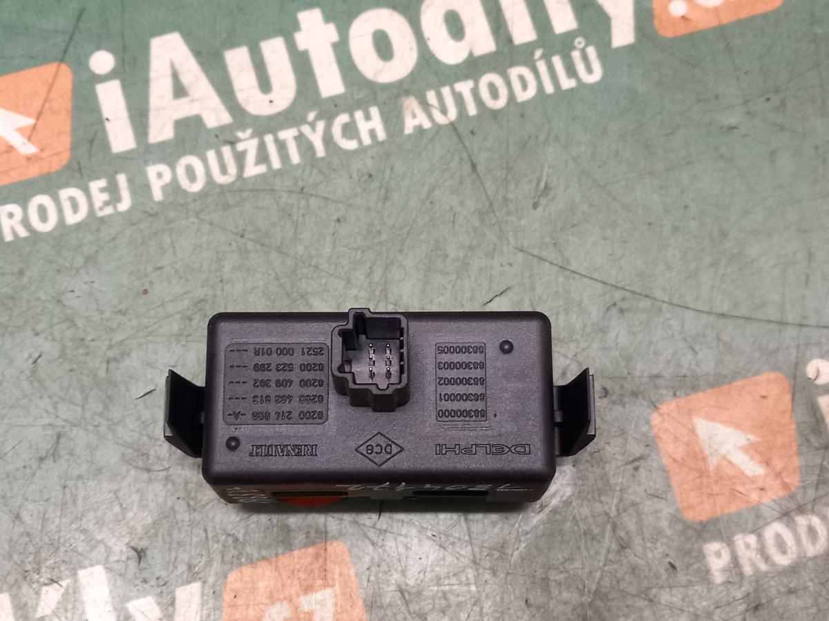 Spínač výstražných světel  Renault CLIO iAutodily 2