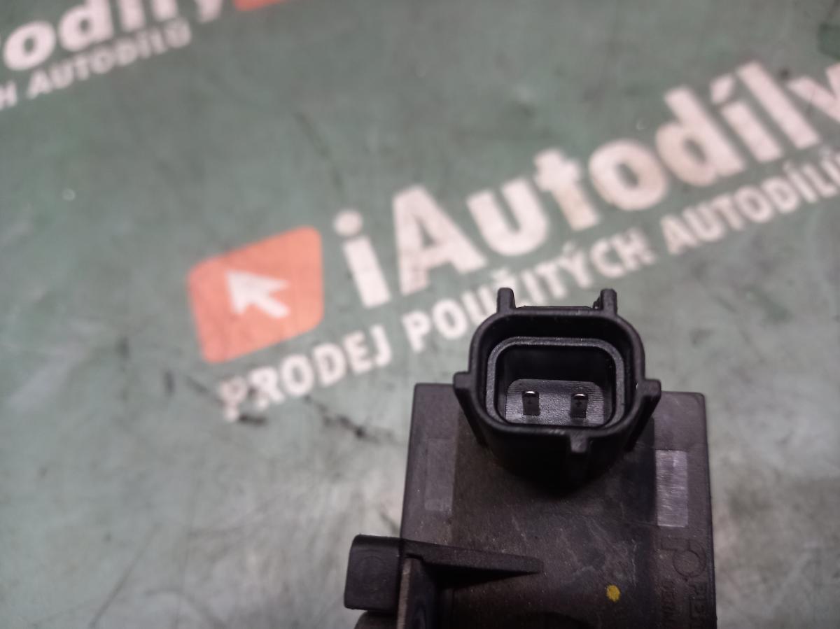 Podtlakový ventil  TOYOTA COROLLA VERSO iAutodily 3