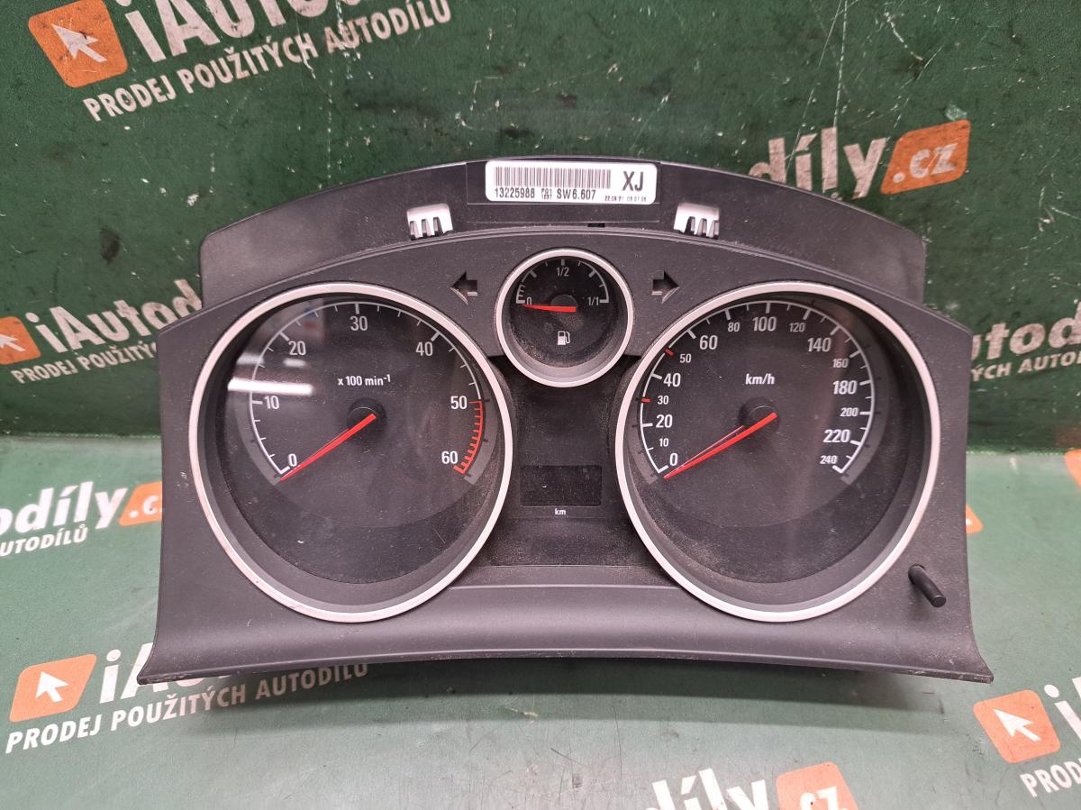 Přístrojová deska 13225988 OPEL ZAFIRA 2005-2008