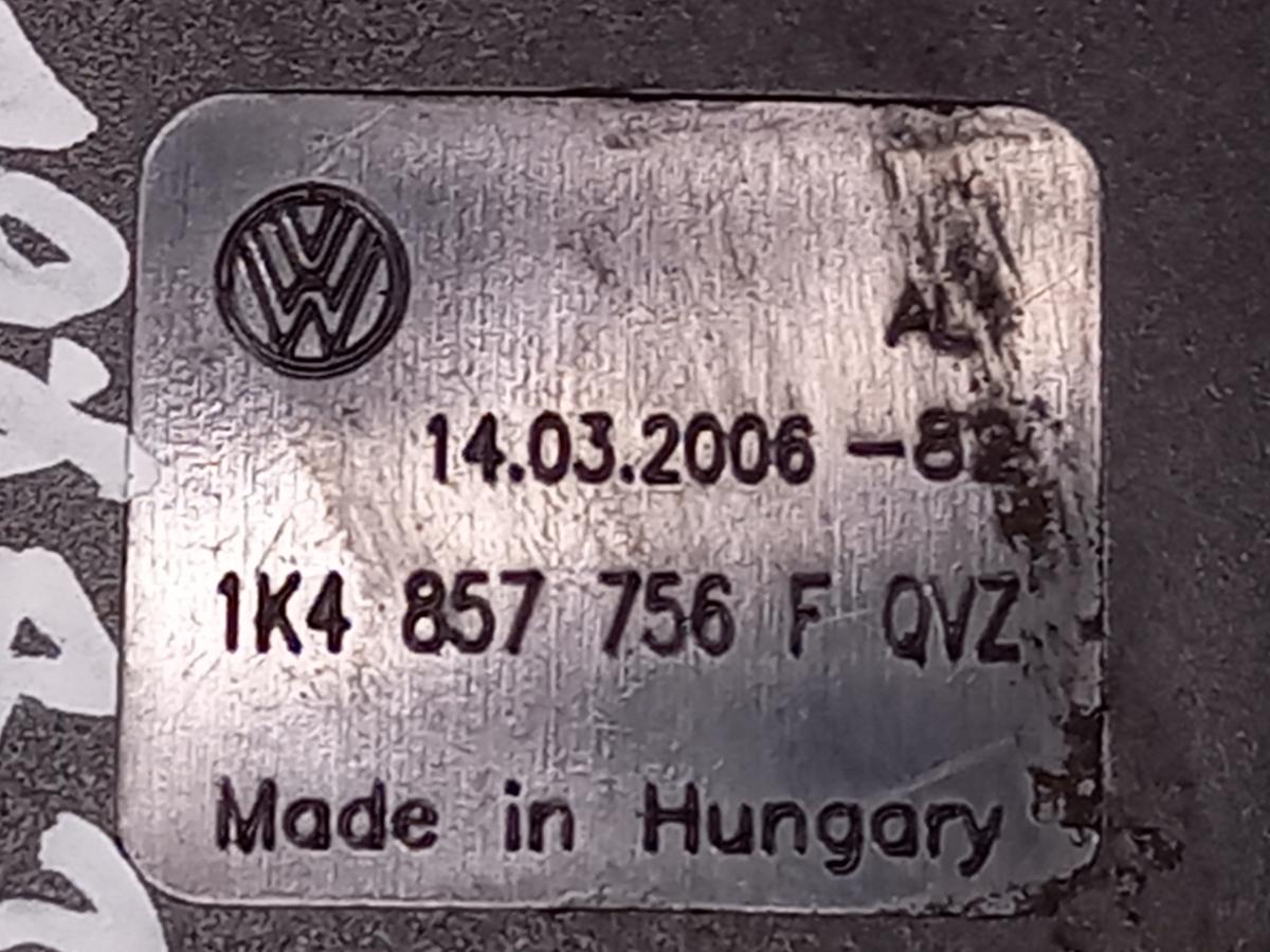 Přední pravý protikus pásu  VOLKSWAGEN GOLF iAutodily 2