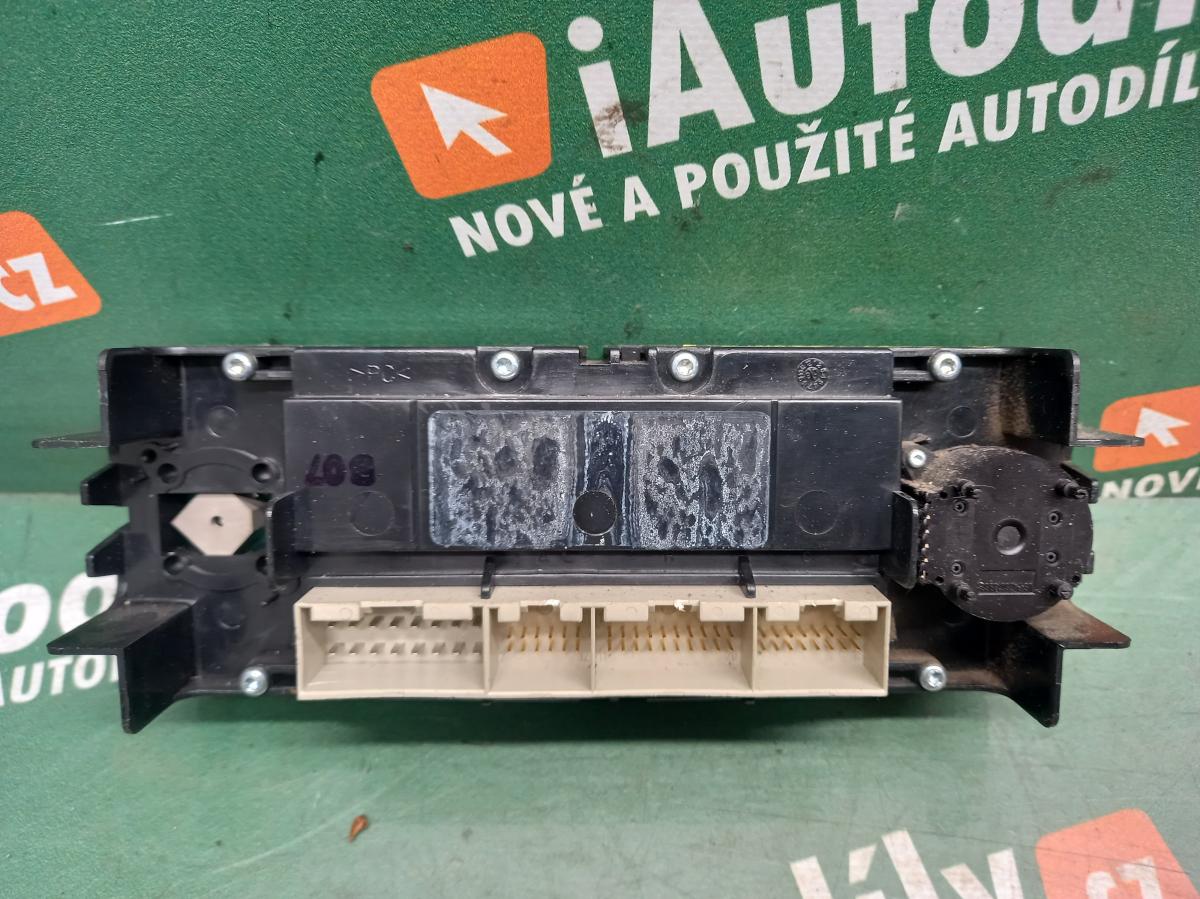 Panel ovládání klimatizace  ŠKODA SUPERB  iAutodily 2