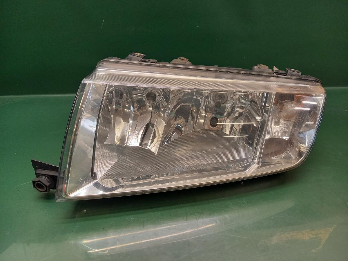 Světlo LP Halogen  ŠKODA FABIA  2000-2004