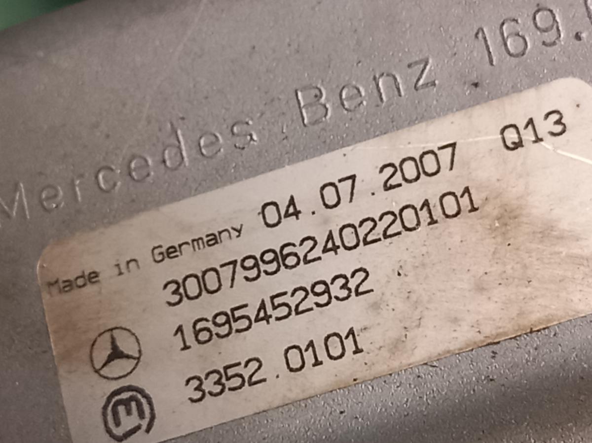 zámek sloupku řízení a1695452932 MERCEDES-BENZ A iAutodily 3