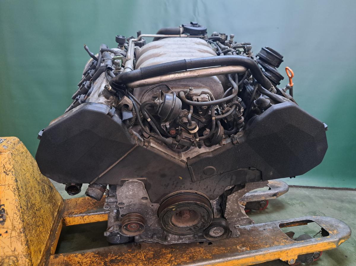 Motor 4,2 228kW, AXQ VOLKSWAGEN TOUAREG iAutodily 1