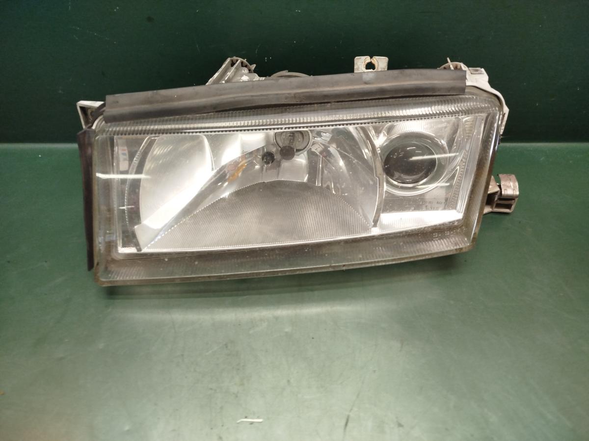 Světlo LP Halogen  ŠKODA OCTAVIA 1996-2000