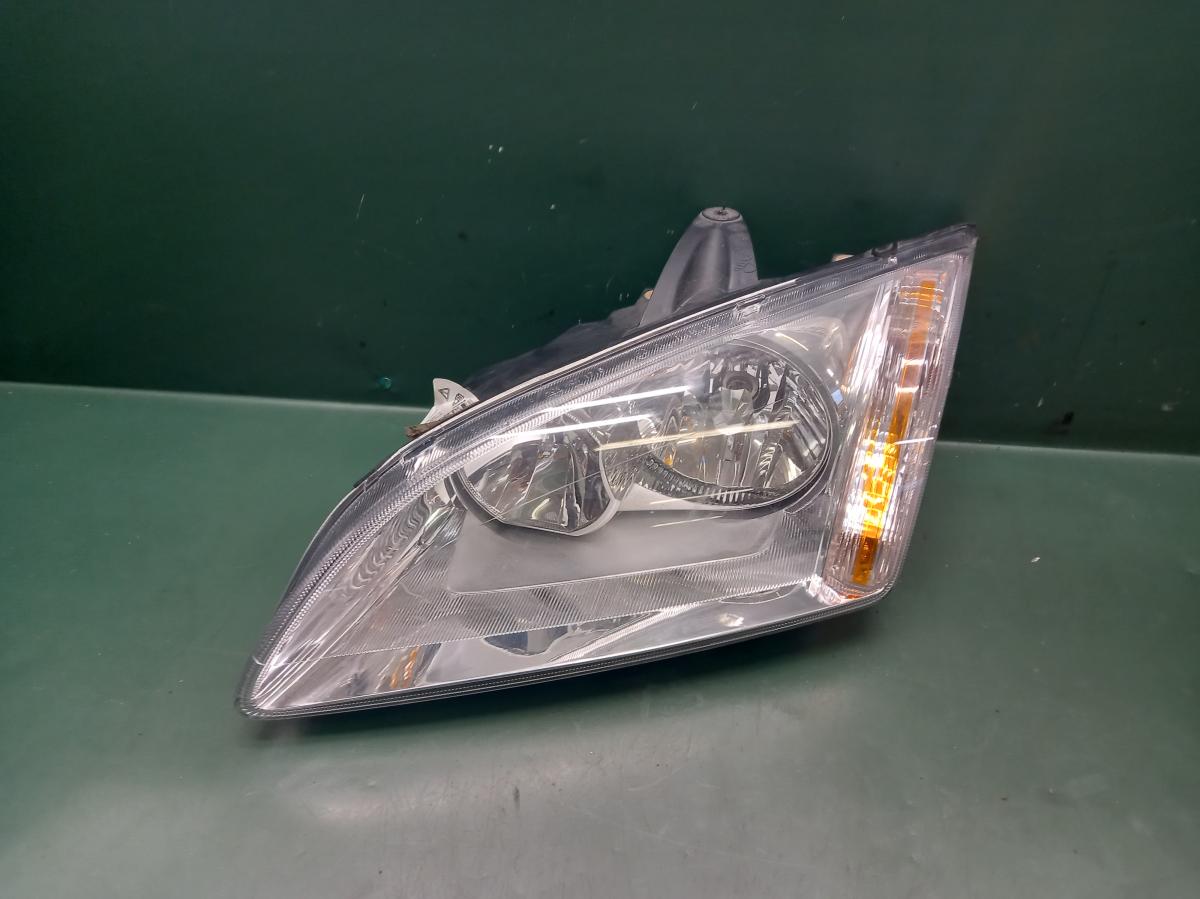 Světlo LP Halogen 4M51-13101-AD FORD FOCUS 2004-2007