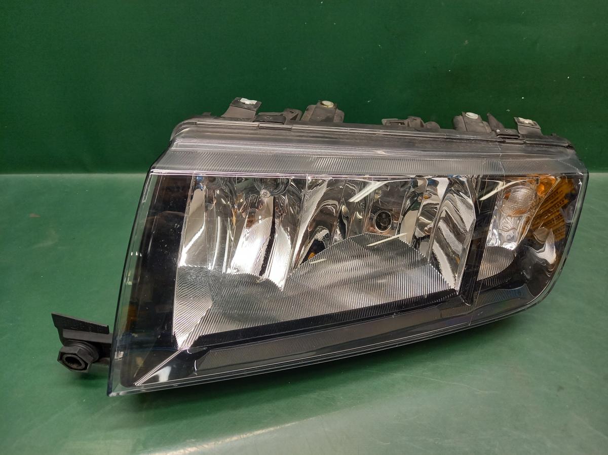 Světlo LP Halogen 1EB246048 ŠKODA FABIA 2000-2004