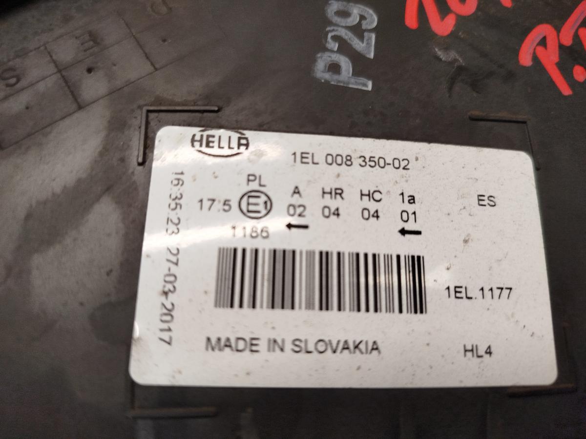 Světlo PP Halogen 1EL008350-02 Volkswagen PASSAT iAutodily 3