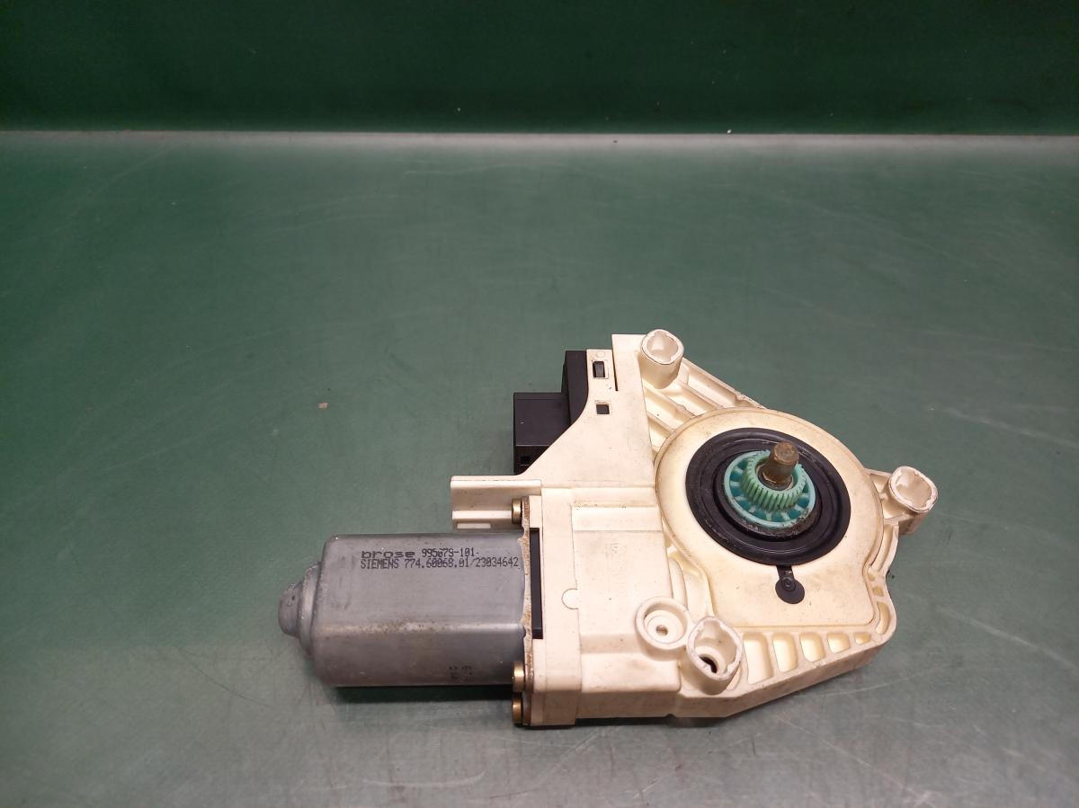 Motorek stahovačky LP 4F0959801B AUDI A6 2004-2008