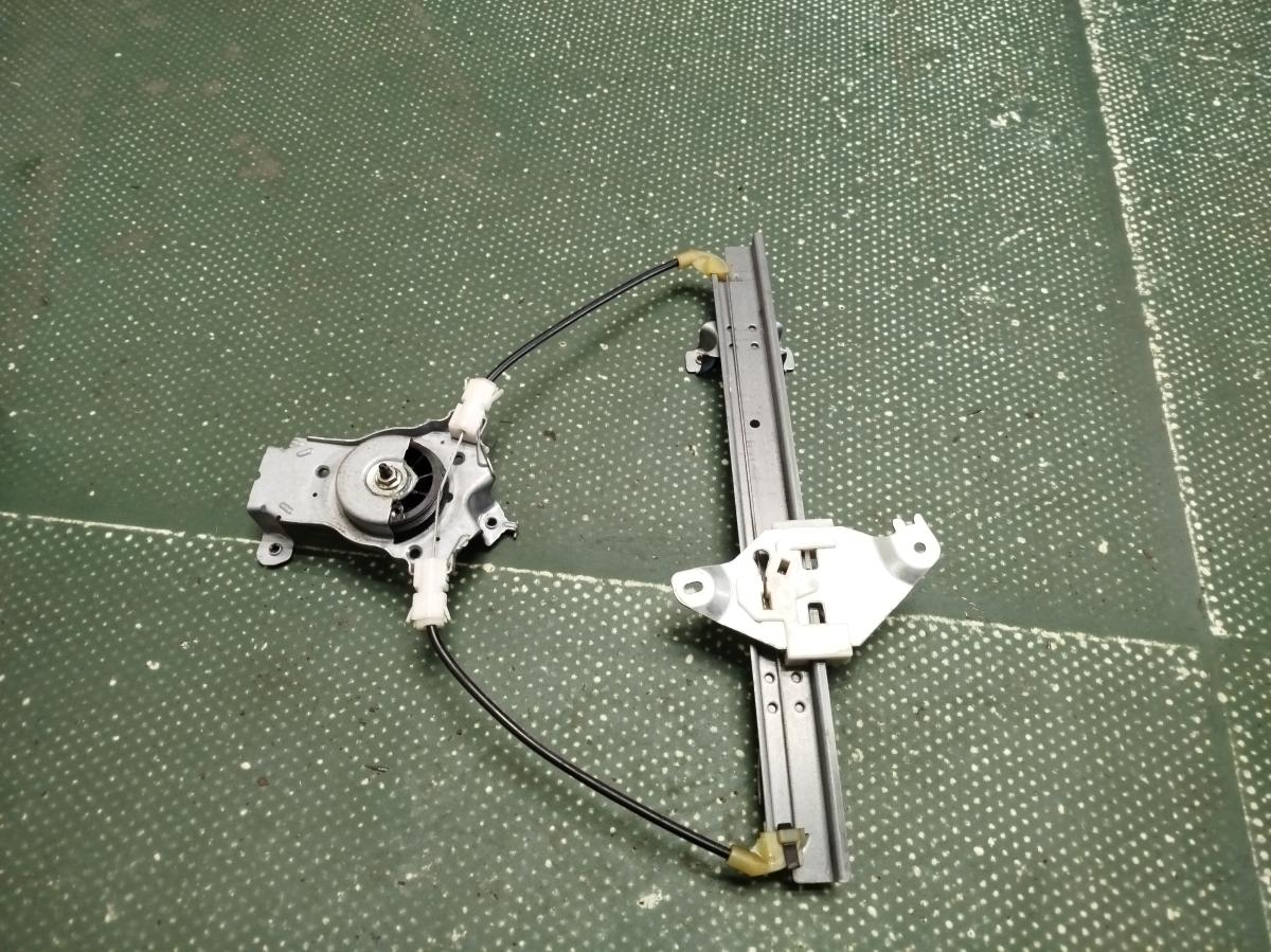 Stahovačka LZ - elektrická  NISSAN QASHQAI 2007-2009