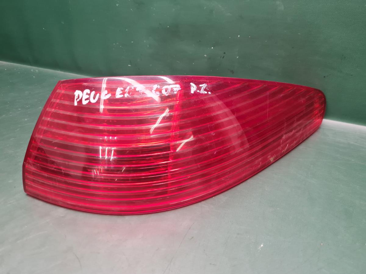 Světlo PZ  PEUGEOT 607 2000-2005