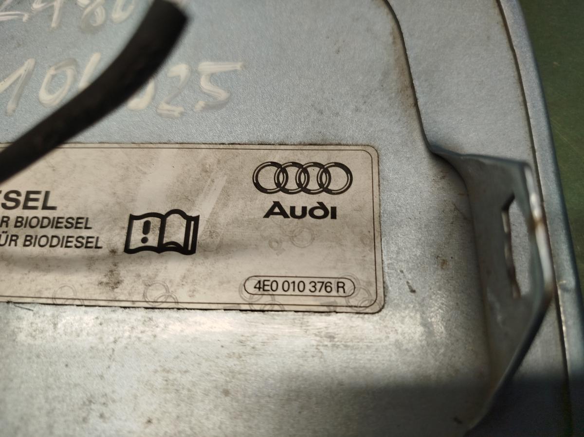 Dvířka palivové nádrže 4E0010376R AUDI  A4 AVANT iAutodily 3