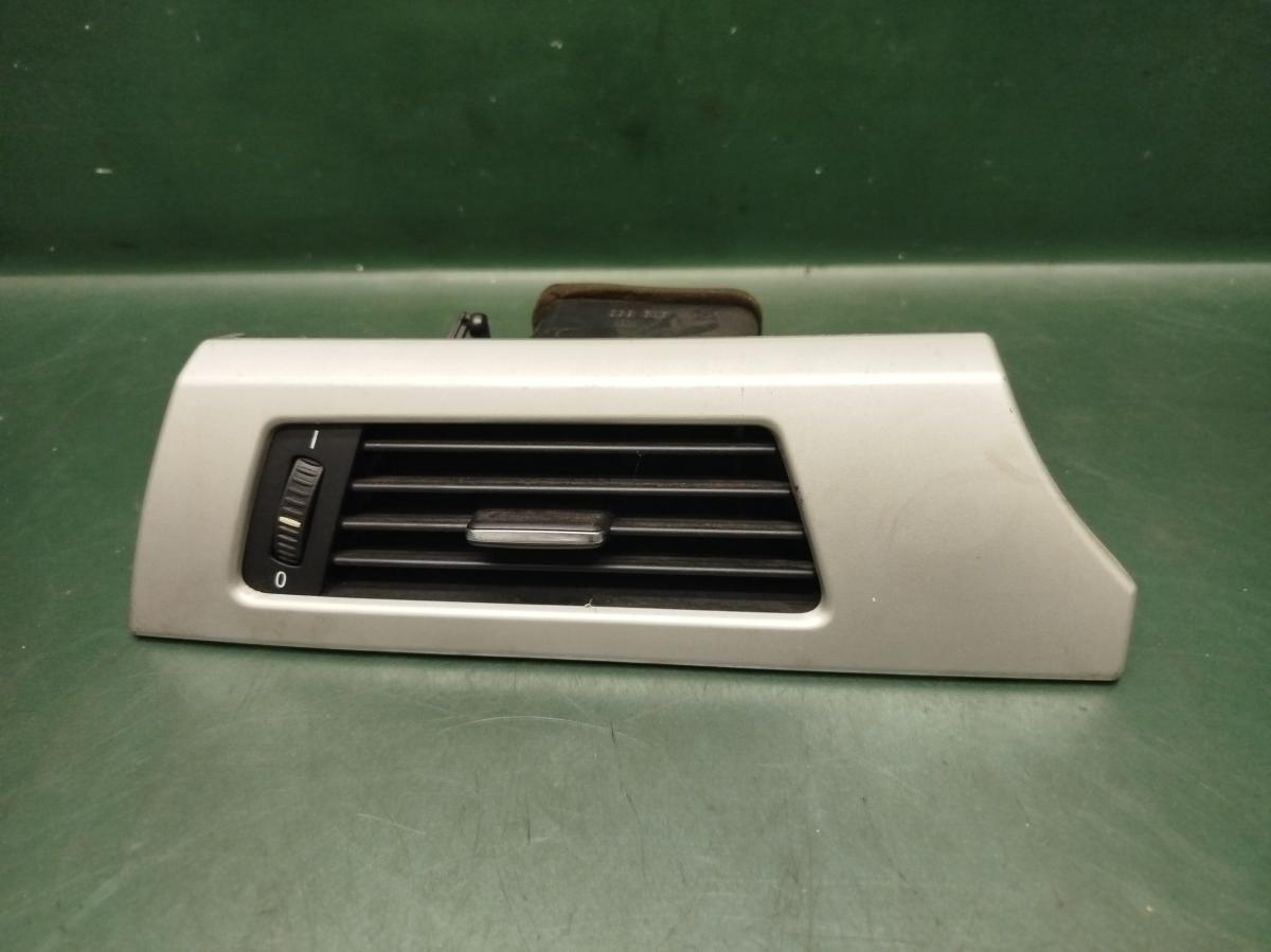 Mřížka větrací L 64229130459 BMW  3  2008-2012