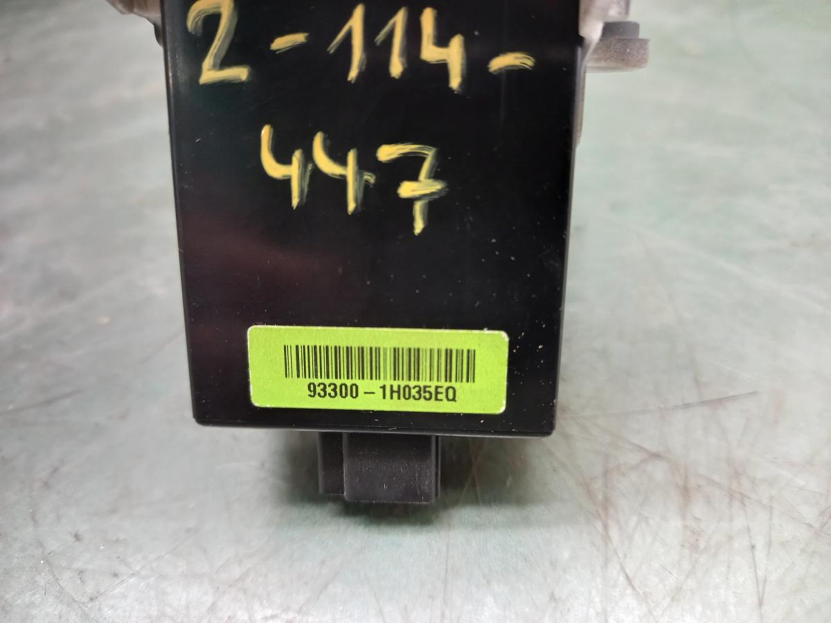Spínač ovládání sklonu světel 93300-1H035EQ KIA CEED iAutodily 3