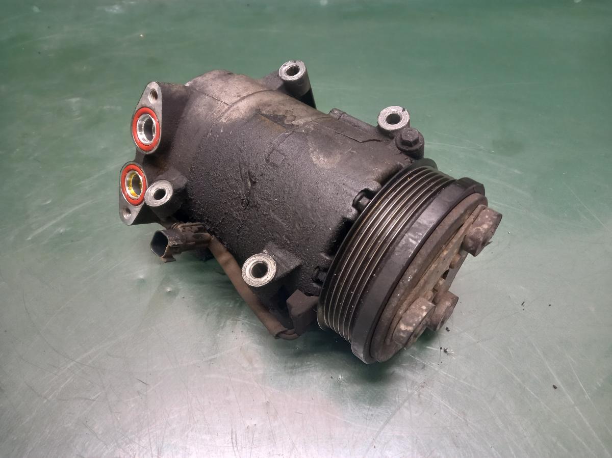 Kompresor klimatizace  FORD FOCUS 2004-2007