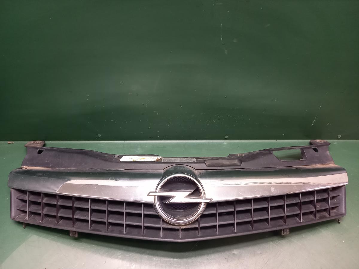 Maska  OPEL ASTRA  2005-2009