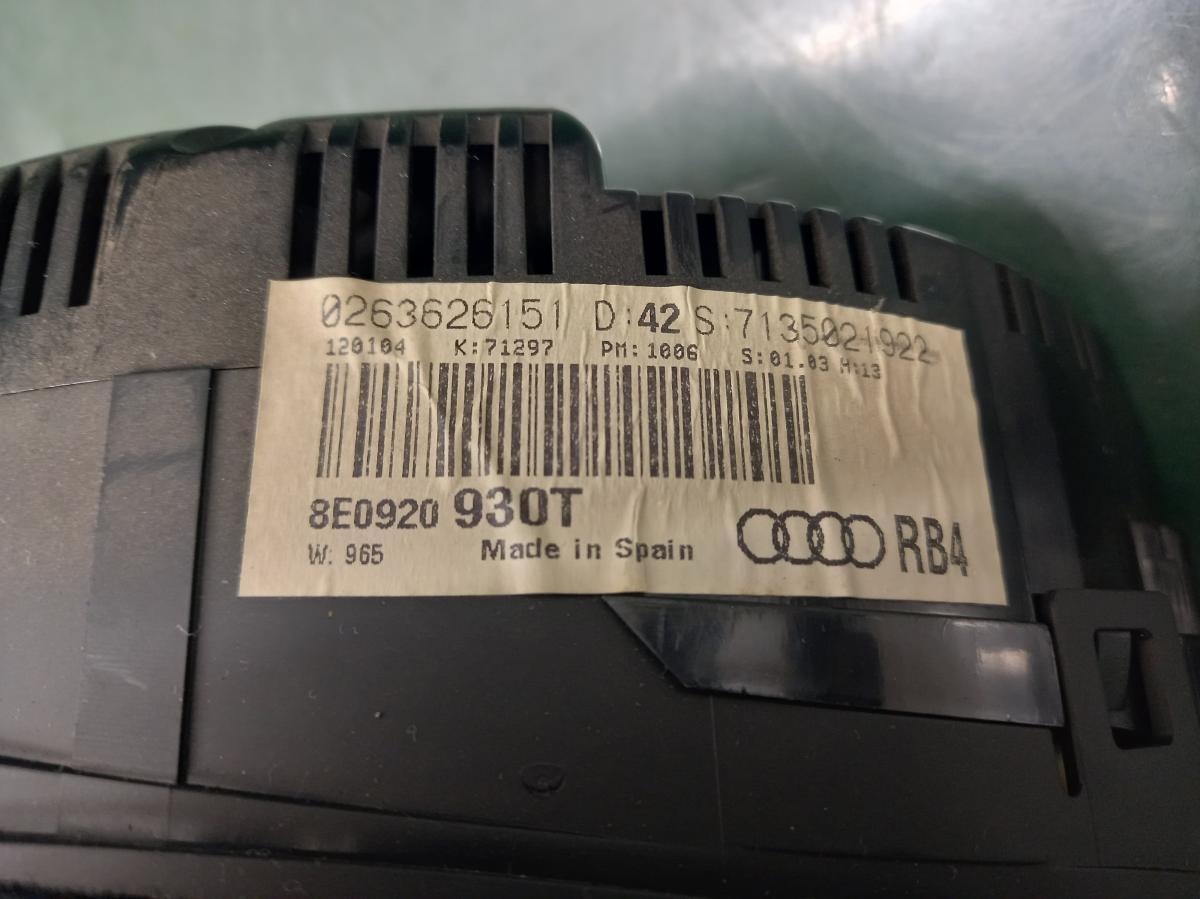 Přístrojová deska 8E0920930T AUDI A4 iAutodily 3
