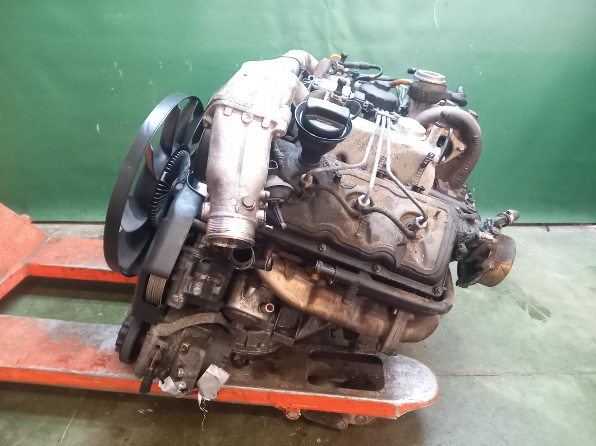 Motor 2,5 132kW AUDI A6  2001-2005
