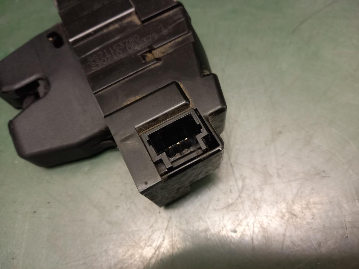 Zámek centrálu dveří pátých 9671153780 CITROEN C5 iAutodily 3