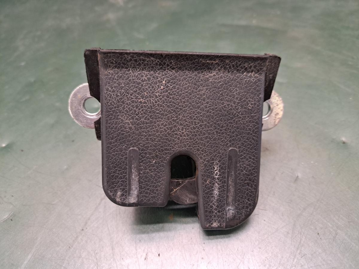 Zámek centrálu dveří pátých 3C9827645A VOLKSWAGEN GOLF 2007-2009