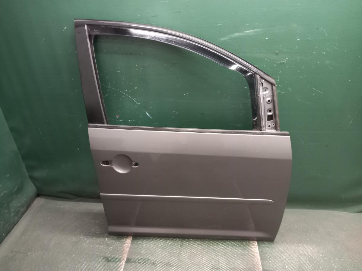 Dveře PP  VOLKSWAGEN TOURAN 2006-2010