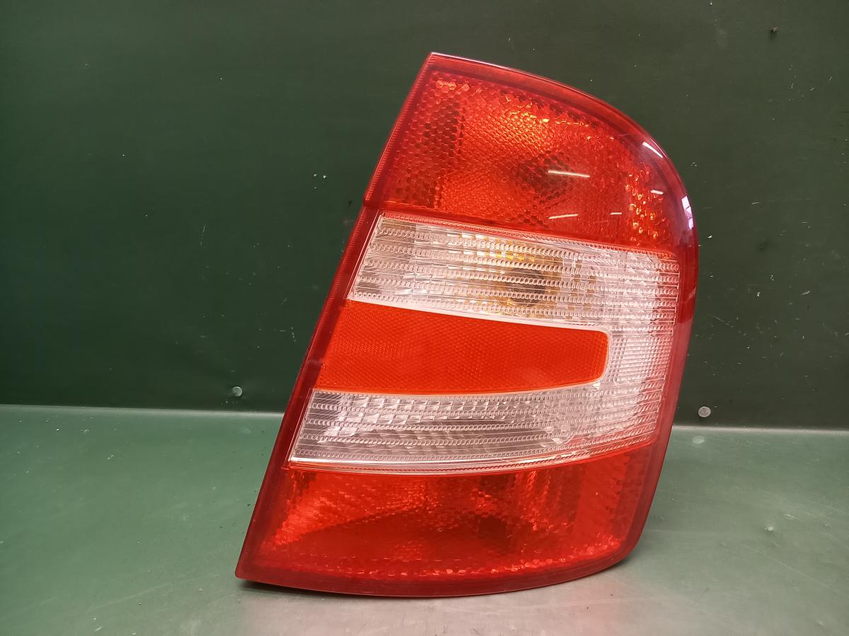Světlo PZ 6Y6945096D ŠKODA FABIA 2004-2008