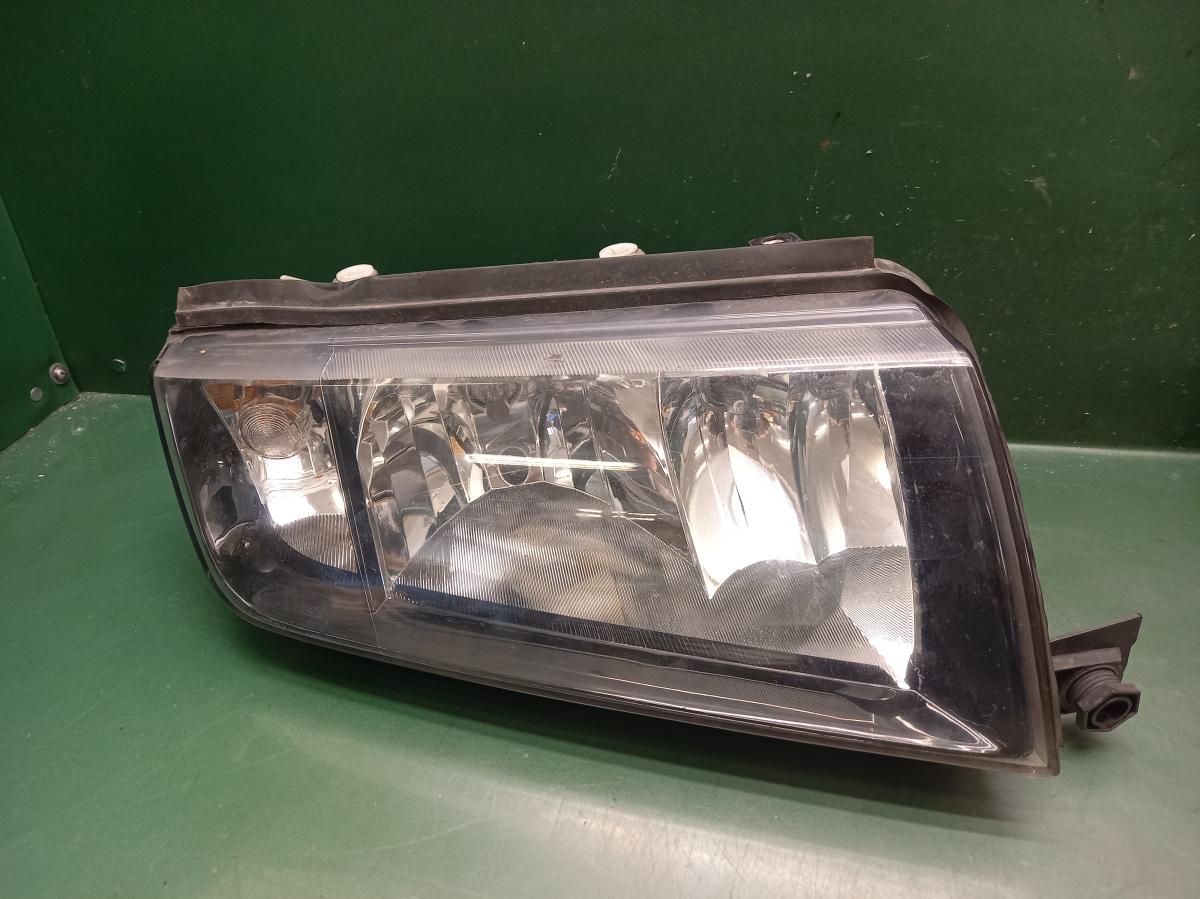 Světlo PP Halogen 08-665-1105r-m ŠKODA FABIA 1999-2004