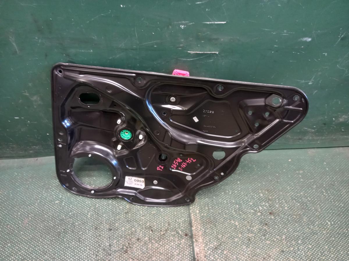 Stahovačka PZ - elektrická 974226-320 VOLKSWAGEN PASSAT 2010-2014