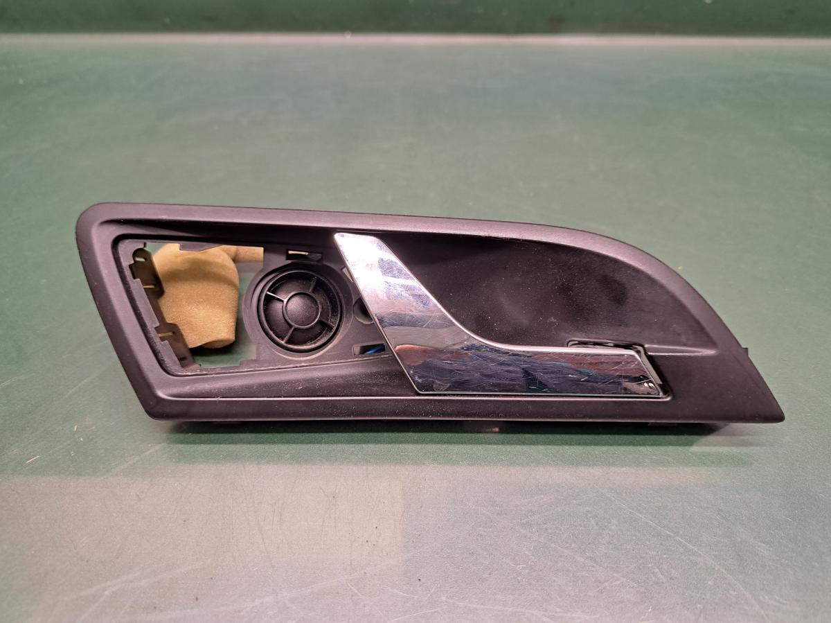 Klika dveří vnitřní PP 3T0837248 ŠKODA SUPERB 2008-2013