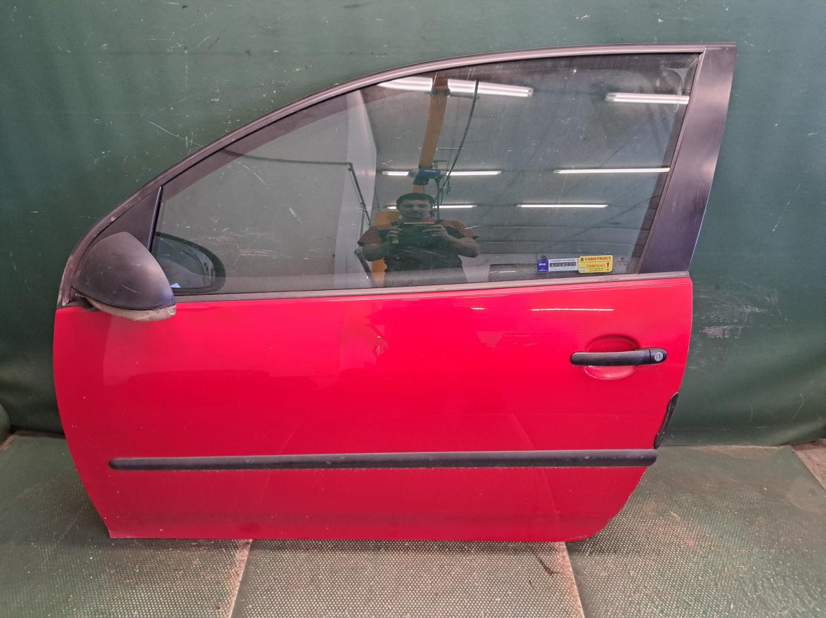 Dveře LP  VOLKSWAGEN GOLF 2003-2009