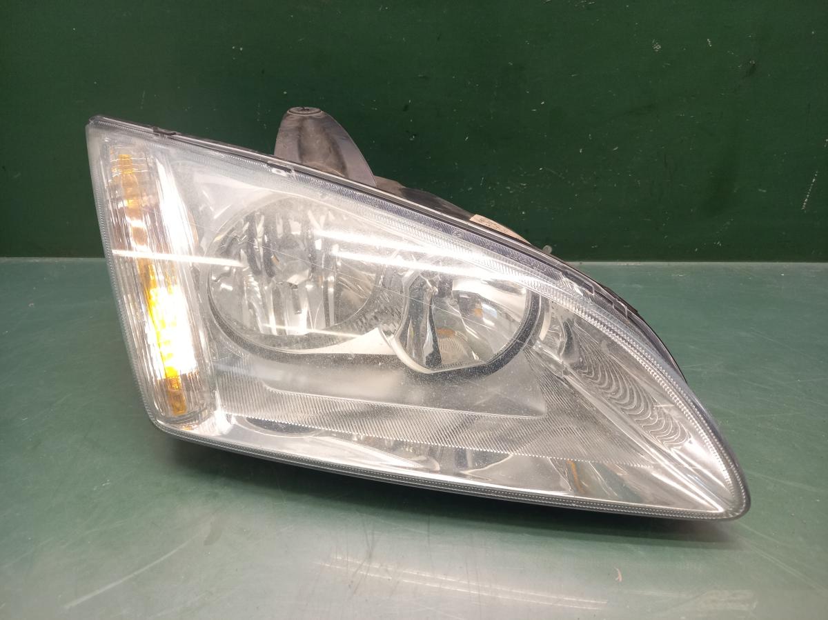 Světlo PP Halogen 4M51-13W029-AC FORD FOCUS 2004-2007