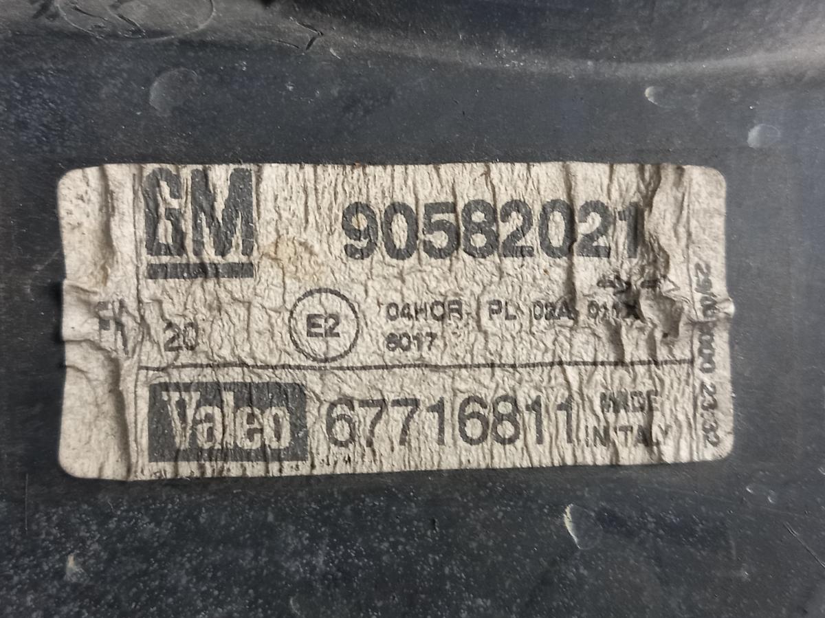 Světlo LP Halogen 90582021 OPEL ZAFIRA iAutodily 3