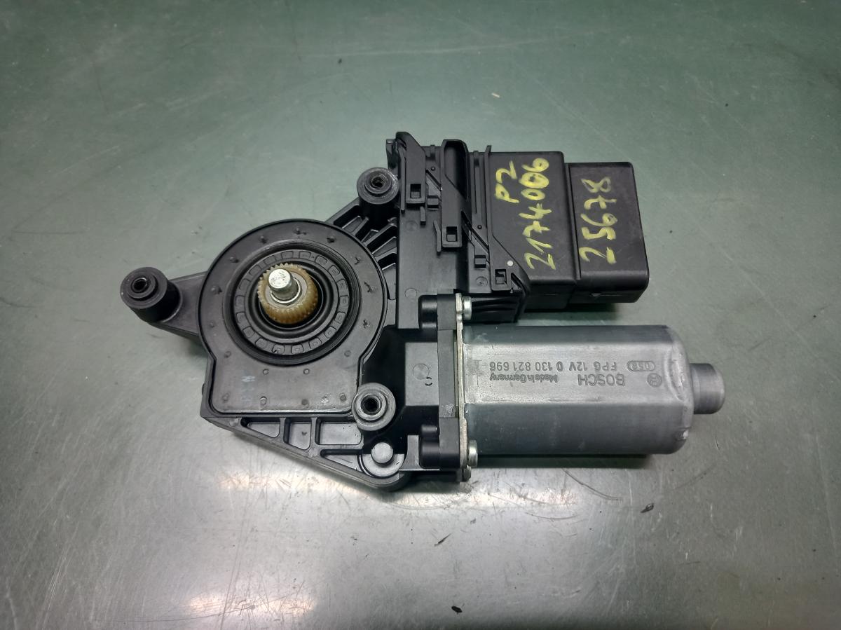 Motorek stahovačky PZ 105407-301 VOLKSWAGEN PASSAT  2000-2005