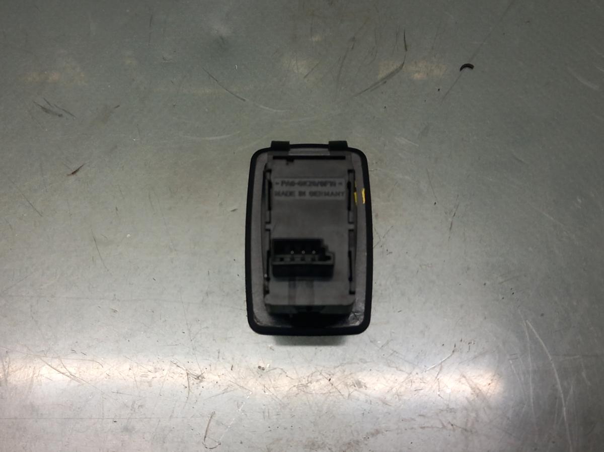 Spínač ovládání oken PZ 15979800 BMW 3 iAutodily 2