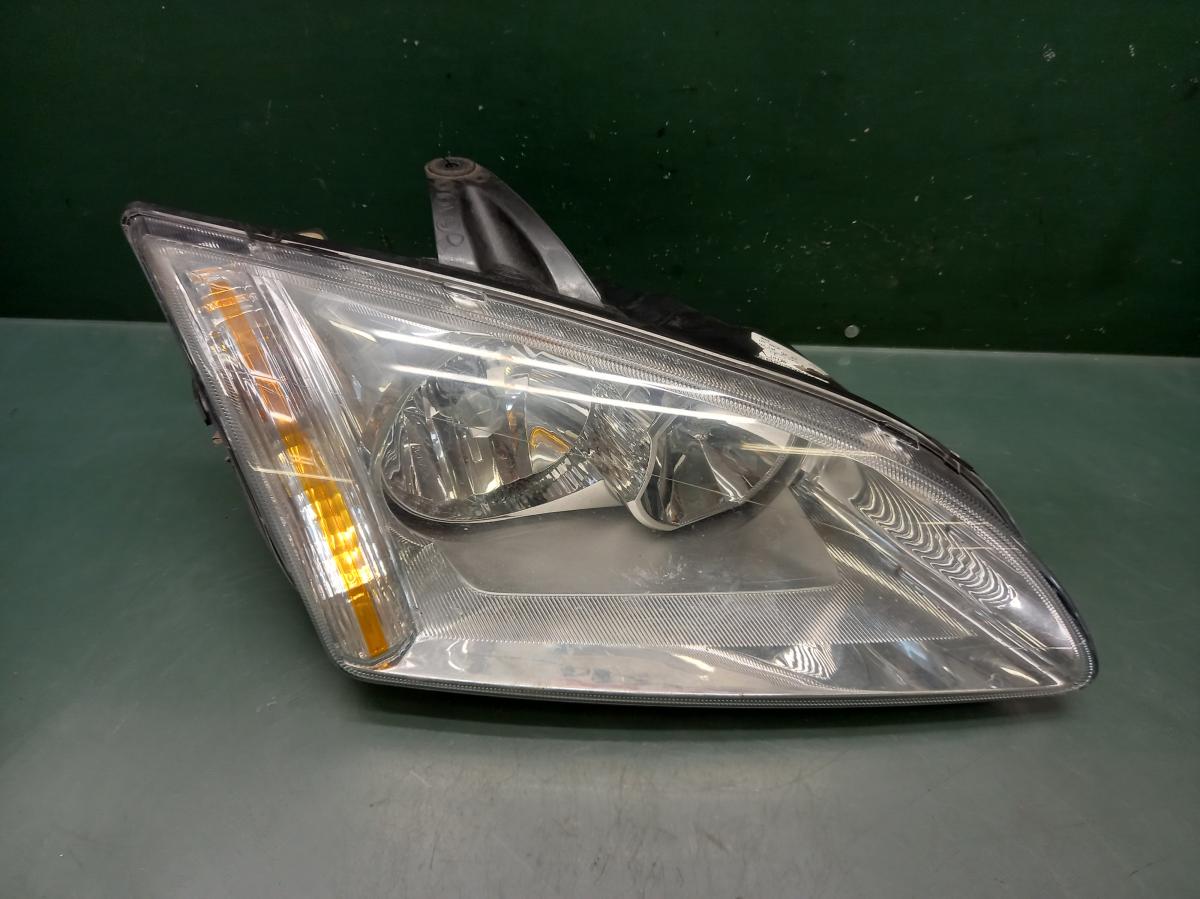 Světlo PP Halogen 4M51-13W029-AF FORD FOCUS 2004-2007