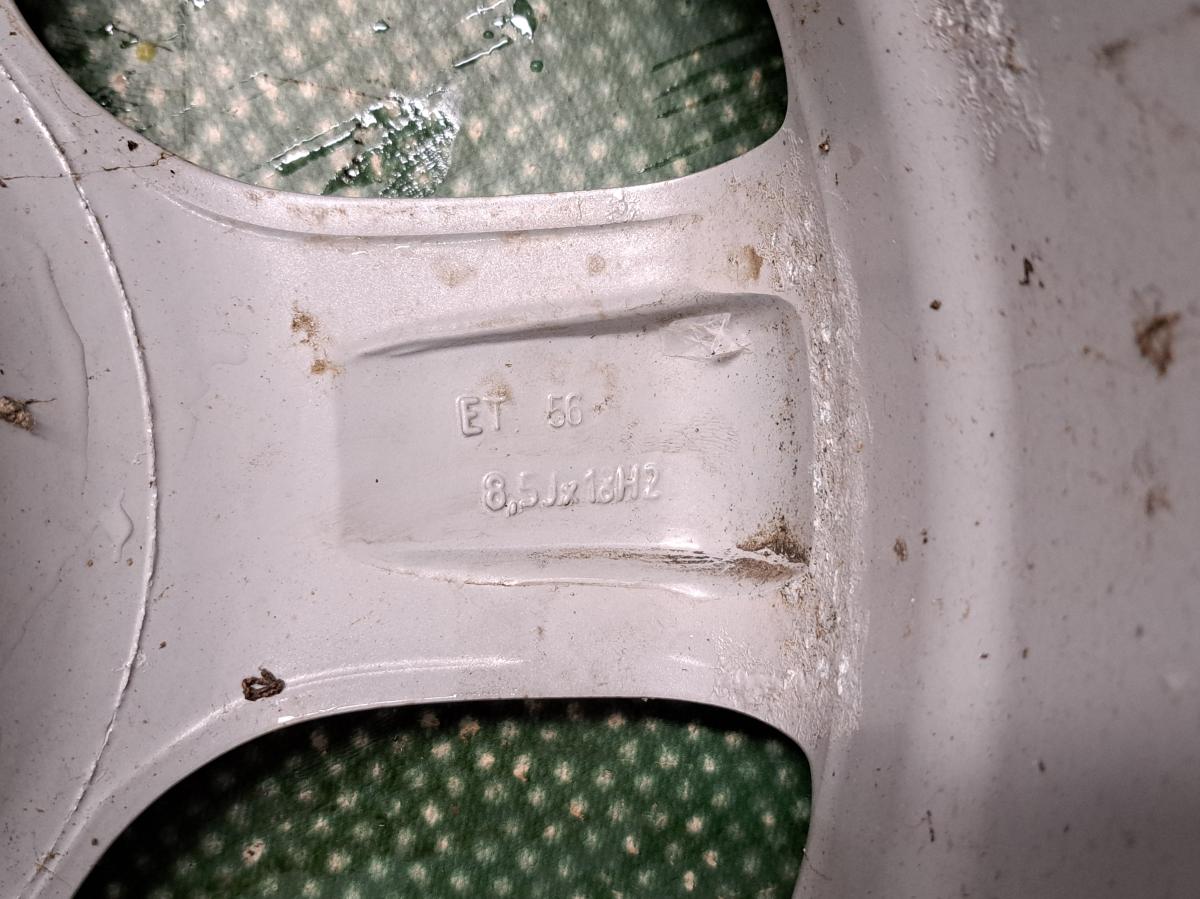 Kompletní alu kola PORSCHE CAYENNE iAutodily 2