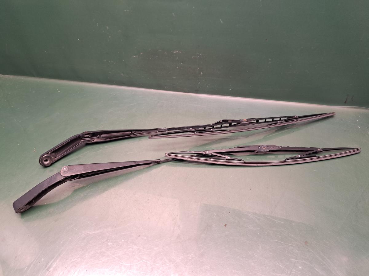 Ramena předních stěračů 1S7117526AB FORD MONDEO 2003-2007