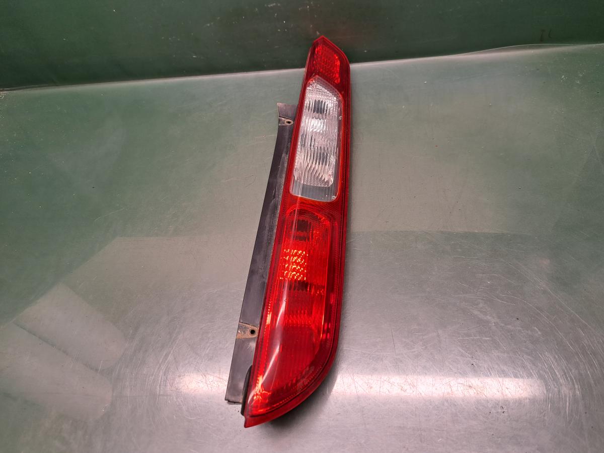 Světlo PZ 4m51-13404-a FORD FOCUS 2004-2007