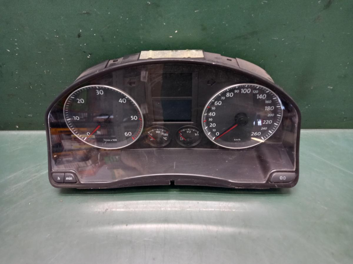 Přístrojová deska 1K0920860L VOLKSWAGEN GOLF 2003-2009