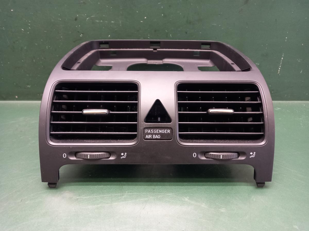 Mřížka větrací středová 1K0815735C VOLKSWAGEN GOLF 2003-2009