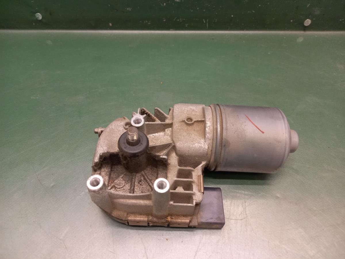 Motorek stěračů přední 0390241924 VOLKSWAGEN GOLF 2003-2009