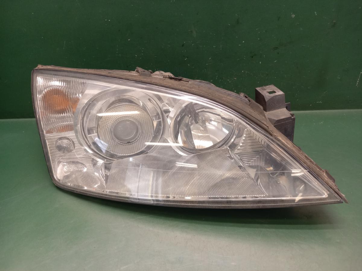 Světlo PP Xenon  FORD MONDEO 2000-2005