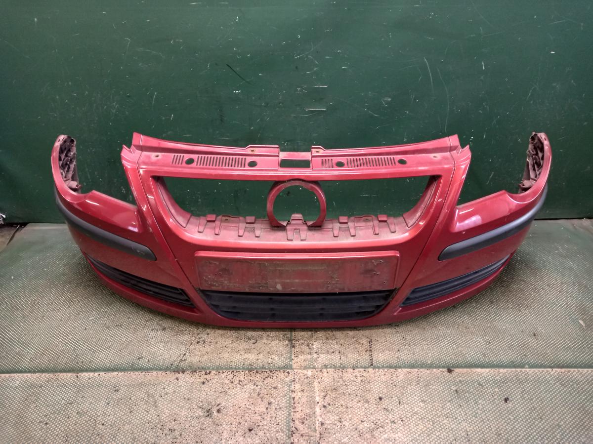 Nárazník přední  VOLKSWAGEN POLO 2001-2009